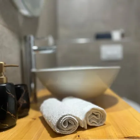 Vivva Studio Apartament Përmet